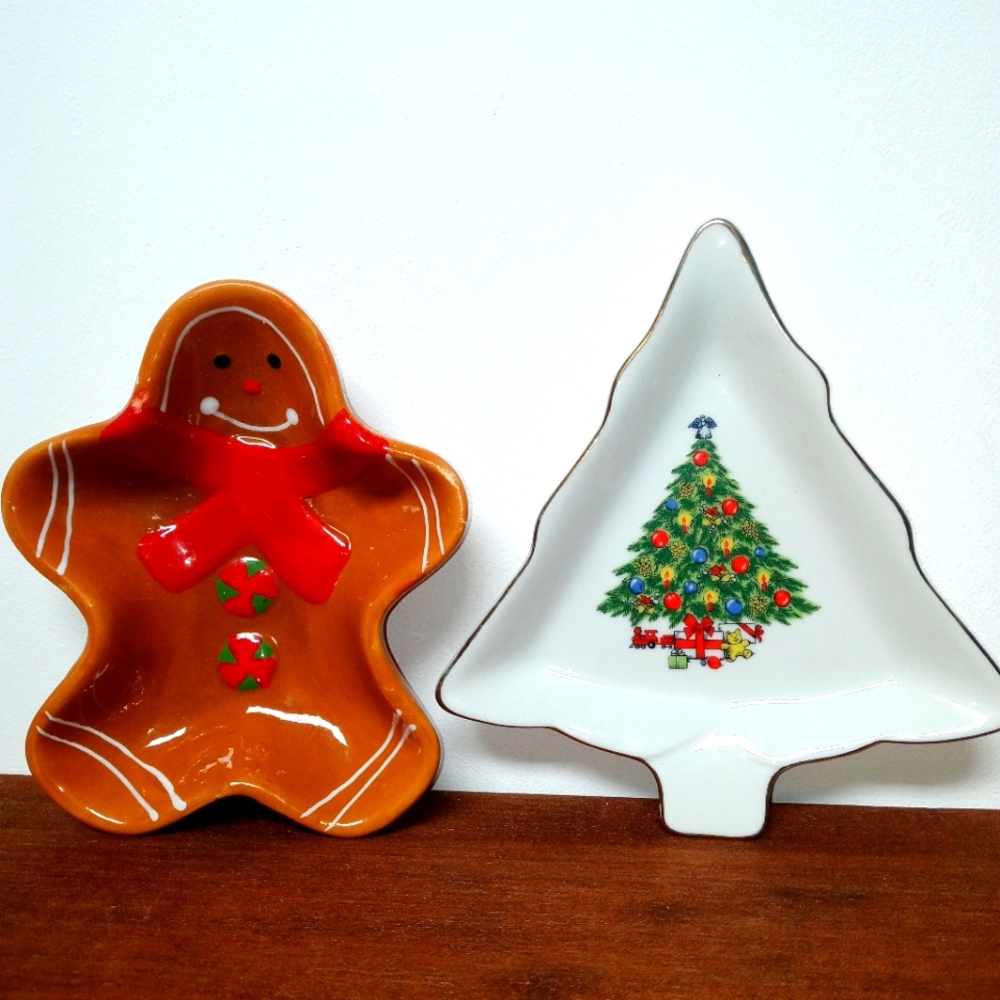 NWOT 2 Christmas candy dishes